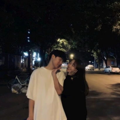 真人情侣头像两张一组 女生头像 第26张