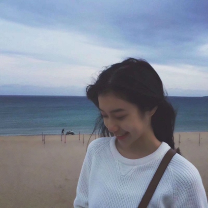 忧伤女生意境头像 女生头像 第21张
