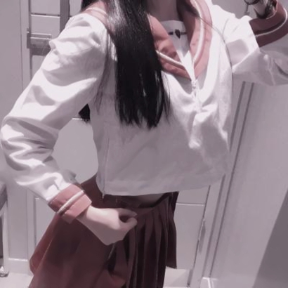 高中生制服部位女生头像 女生头像 第2张