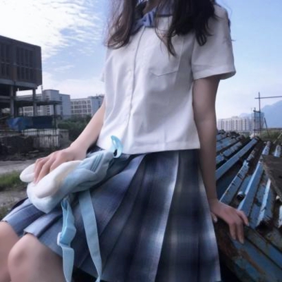 高中生制服部位女生头像 女生头像 第15张