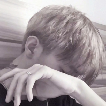 帅气男生遮脸图生头像 男生头像 第20张