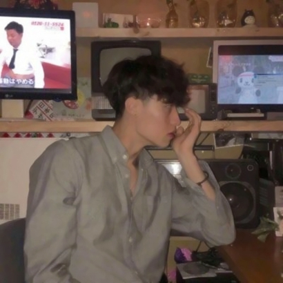 高冷男生头像不露脸 男生头像 第21张