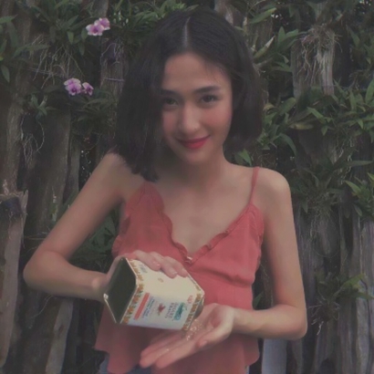 小姐姐图片的头像 女生头像 第2张