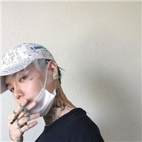 男生头像冷酷帅气抽烟