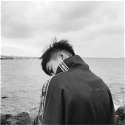 头像男生帅气背影海边 男生头像 第4张