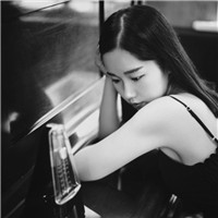落寞的伤感的女生头像灰色 女生头像 第3张