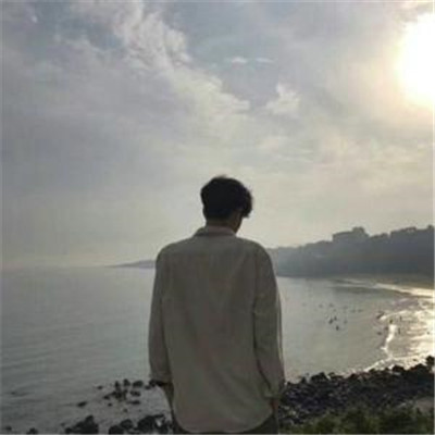 头像男生帅气背影海边 男生头像 第14张