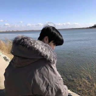 潮流帅气男生头像背影 男生头像 第12张