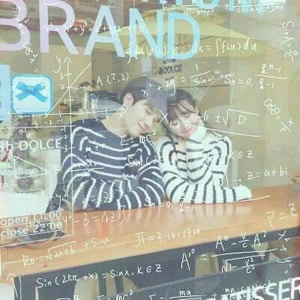 公式头像情侣双人两张 情侣头像 第3张