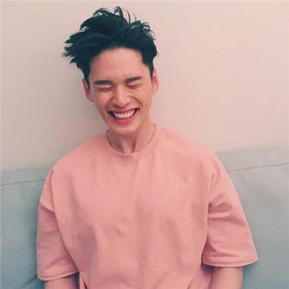 😜男生必备的抽象搞怪真人头像来咯 