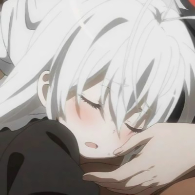 情侣头像一对两张分开,甜蜜氛围拉满款