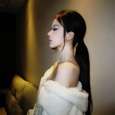 超绝！权威感拉满的霸气女生头像来啦✨