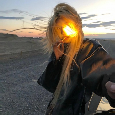 氛围感拉满!自由洒脱个性女生小众头像来袭