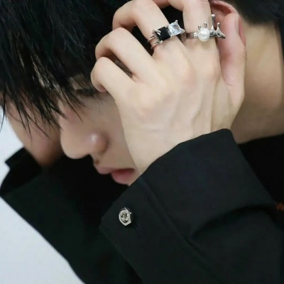 个性超酷真人男生头像