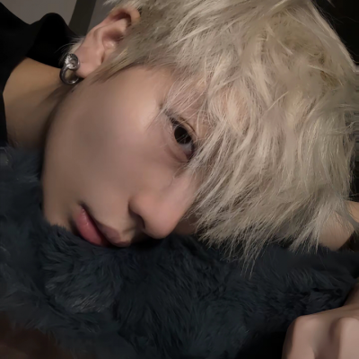 ins高级感小众不撞款的质感男头精选