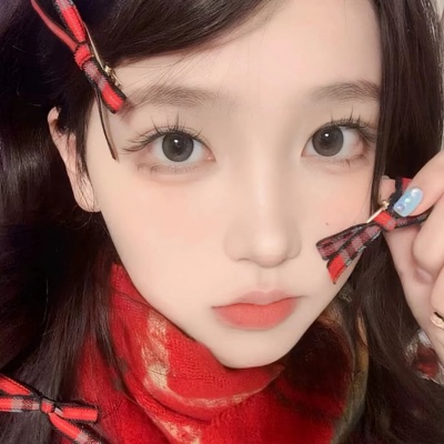 超亮眼！红色头像2025女生