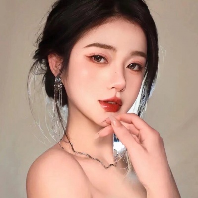 自带故事感的高级成熟女生小众头像素材精选