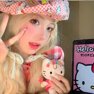 萌化啦!这些可爱呆萌的时尚女生头像