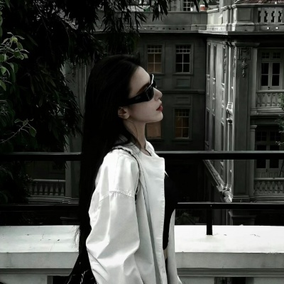 狠狠心动!暗色系高冷慵懒女头来袭