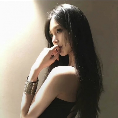 哇塞!高冷慵懒感ins风小众高级女头推荐