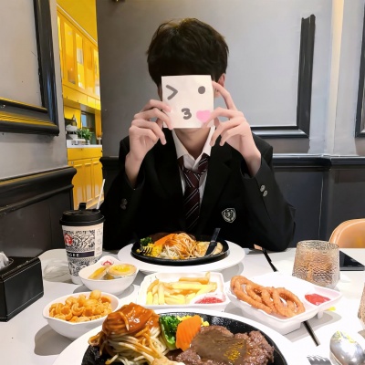 超绝！好看又隐蔽的情侣头像真人