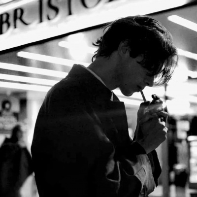 男生头像真人小众，每一张都独具特色