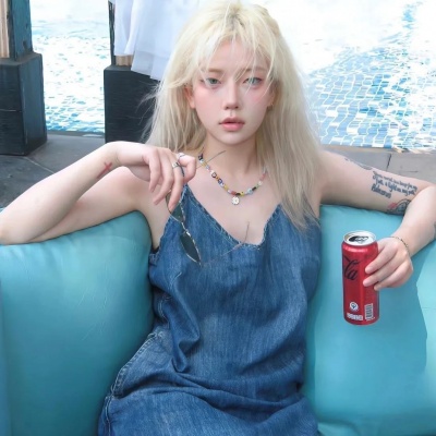 2025最新ins小众女生头像大全!高级感溢出屏幕