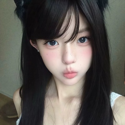 2025超火纯欲可爱风微信头像!少女感爆棚