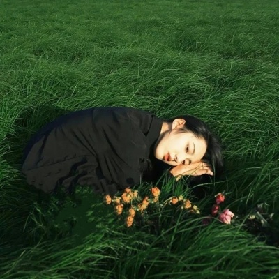 被绿色系小清新自然女生头像美哭啦