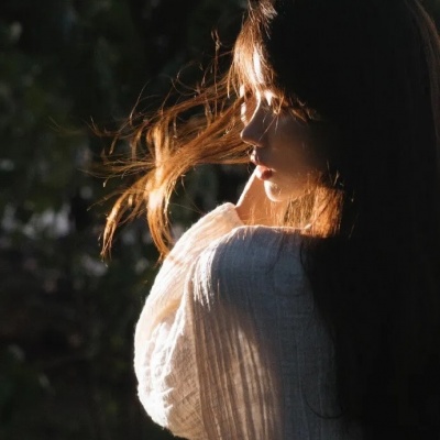高级感爆棚的唯美小众女生头像合集，温柔与个性并存！