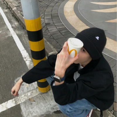 小众不撞款!ins风小众高级感男生头像合集