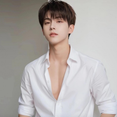 高质量单人一男一女帅哥美女情侣头像，超惊艳！