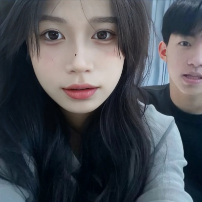 甜蜜搭配！真人情头一左一右甜蜜