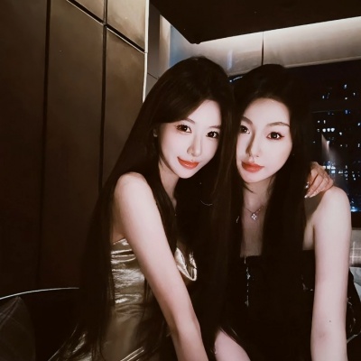 ins高级感闺蜜双人女生头像，快和你的闺蜜一起换上