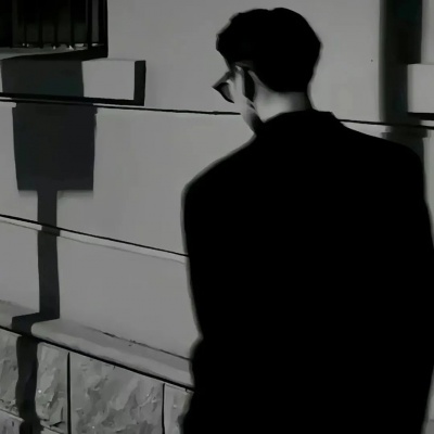 酷帅又伤感的黑白男头推荐