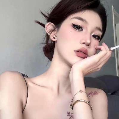 超A预警!又拽又飒的女生头像推荐