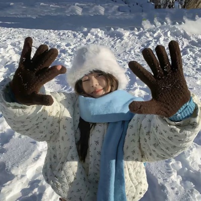 冬日限定唯美氛围女生头像推荐