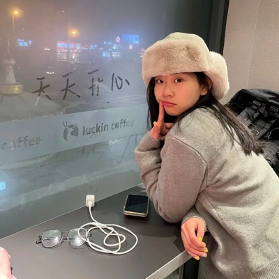 被这组小众可爱的冬日女生头像拿捏住了