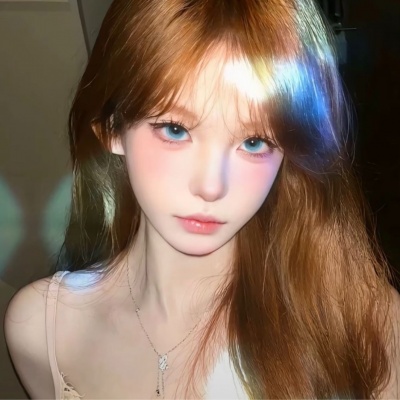 ins风唯美小众女生头像合集，私藏级颜值暴击