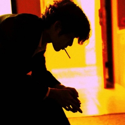 被狠狠拿捏的自由感小众氛围男头