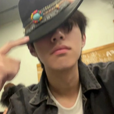 ins小众男生头像真人，被这些帅哥拿捏了