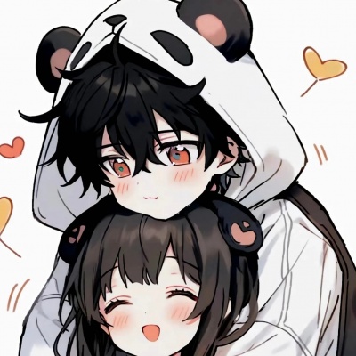 可爱动漫情侣头像一对两张，充满了甜蜜与浪漫的气息