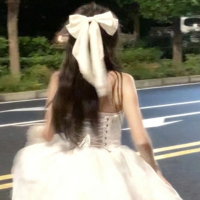 唯美女生气质唯美背影微信头像推荐