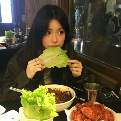 小众滤镜女生头像，宝藏氛围感拉满