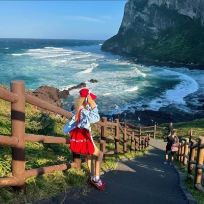 自由感拉满的治愈系氛围女生头像来啦！