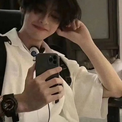 超甜蜜！情侣头像真人一男一女分开两张