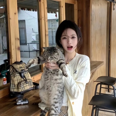 真人气质照片女生头像推荐