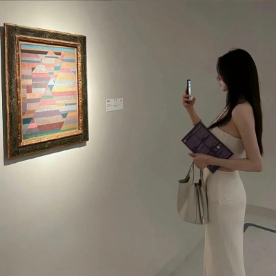 2025最新的Ins高级质感氛围女生头像分享