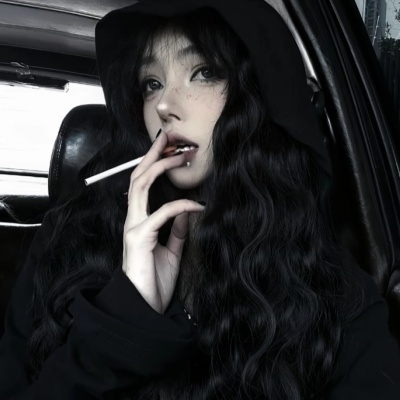 超绝暗色系高冷女头来袭!