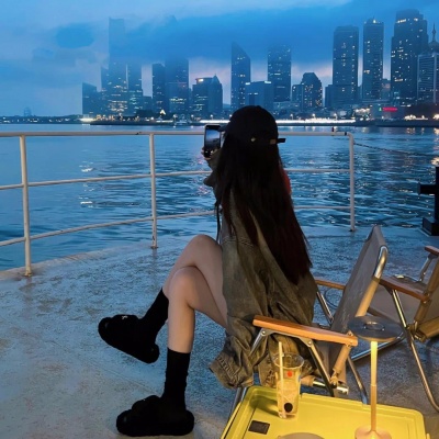 绝美！海边唯美背影女头推荐